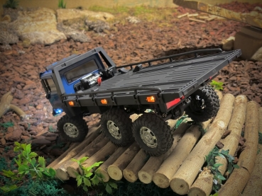 AB1810431 1:18 CR-18P "Tow Truck ARKTOS 6x6" blau RTR
